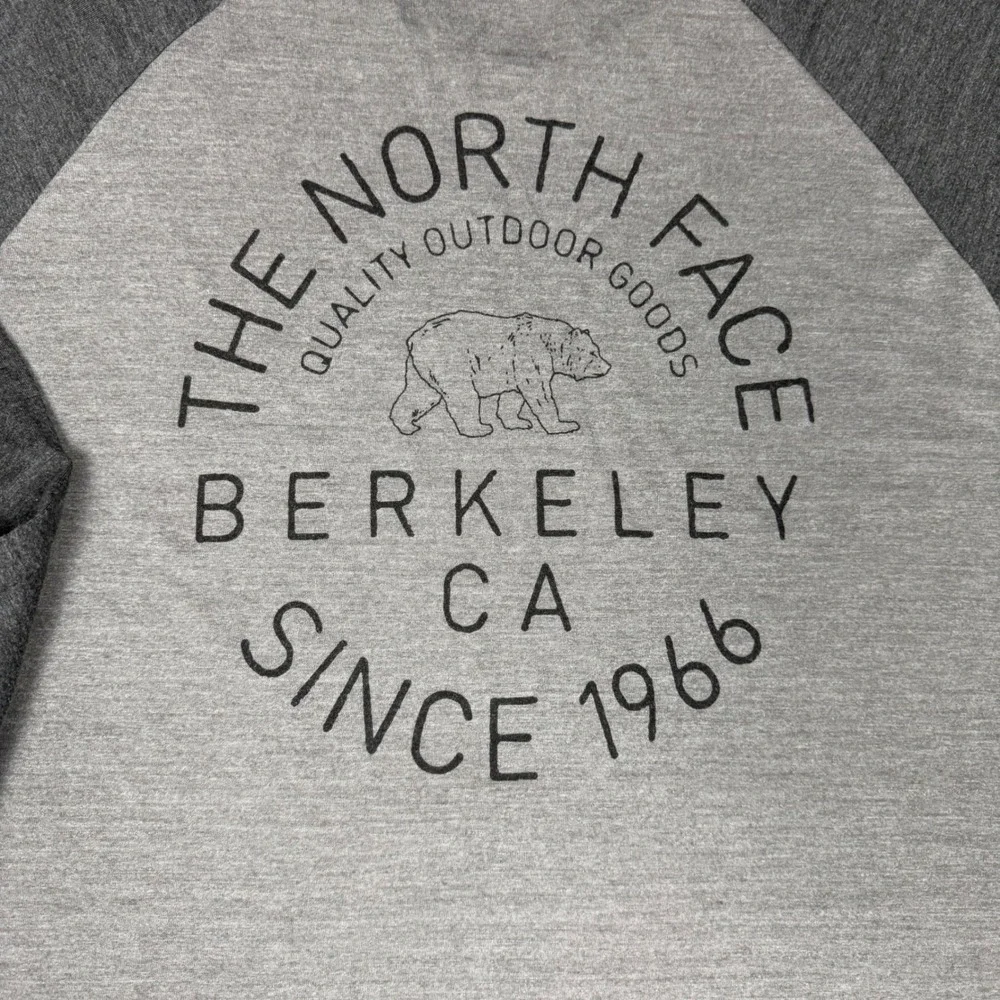 The North Face Mens Large Grey Raglan Long Sleeve T-Shirt Berkeley CA Bear Logo